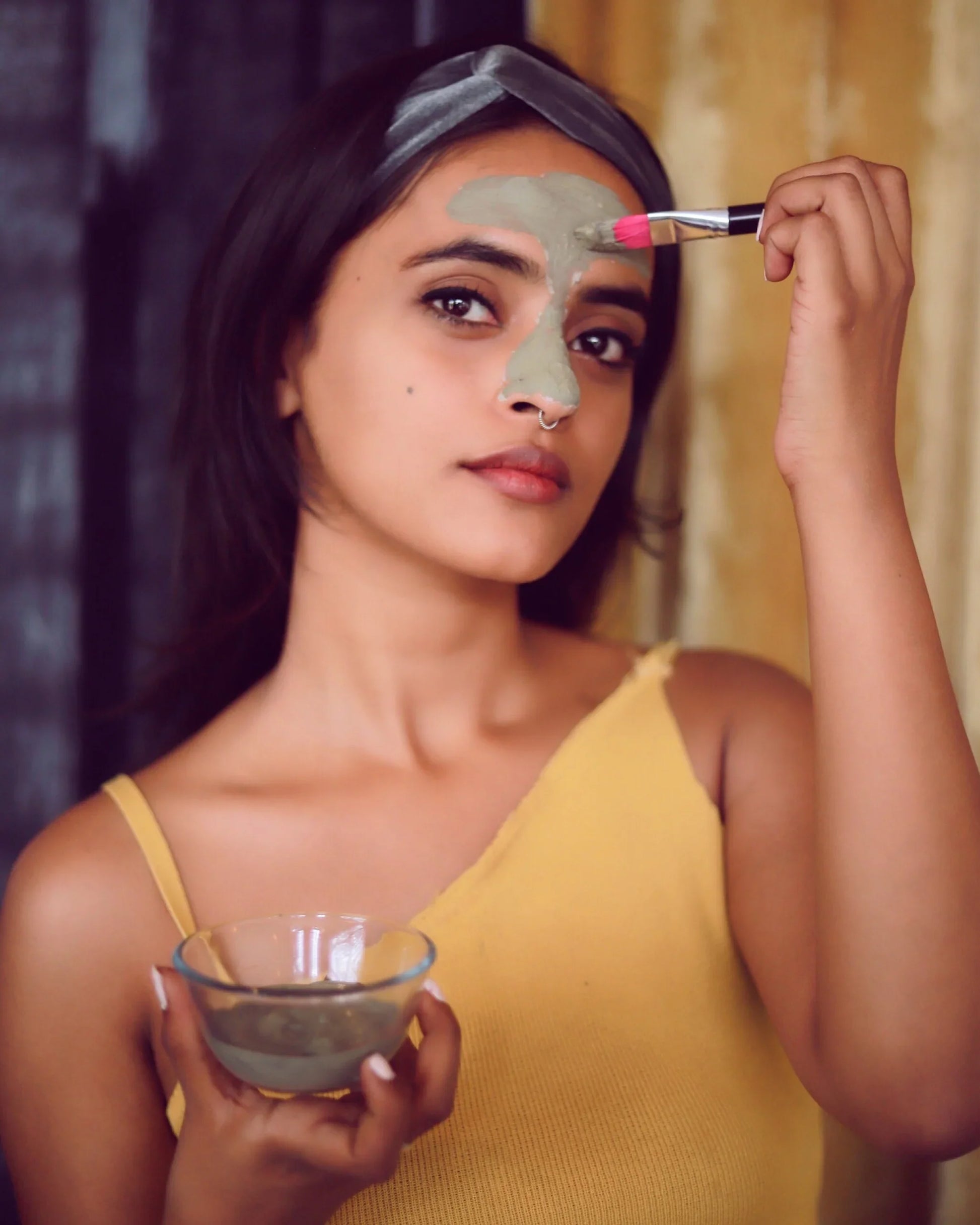 BestBeautyProduct-Earthbased.in_CHARCOAL FACE MASK - Skin Detoxifier & Acne Fighter_114